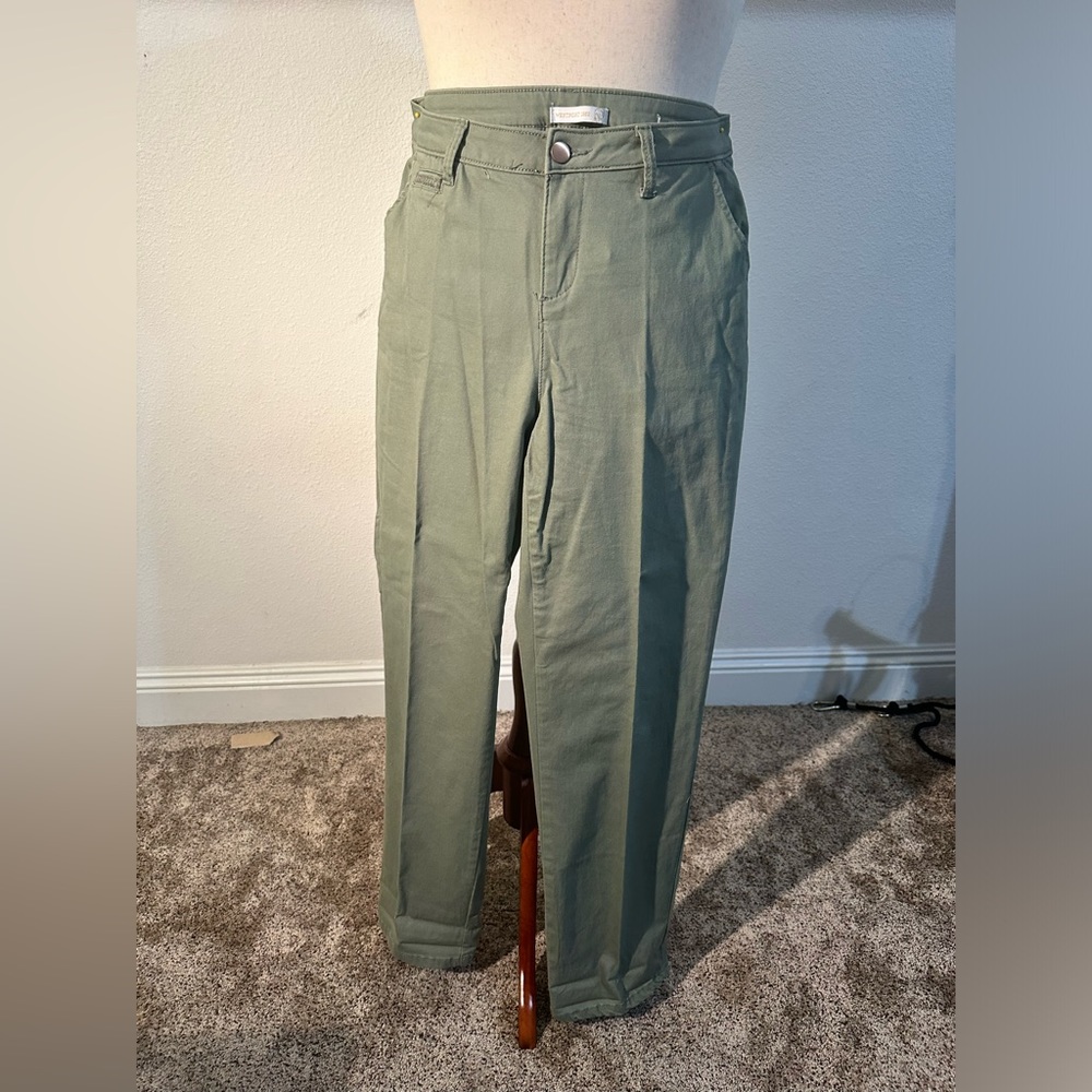 Westport 62 Green Long pants  Women’s Sz 14